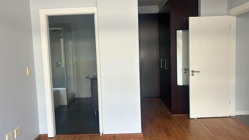 To Let 2 Bedroom Property for Rent in Sea Point Western Cape